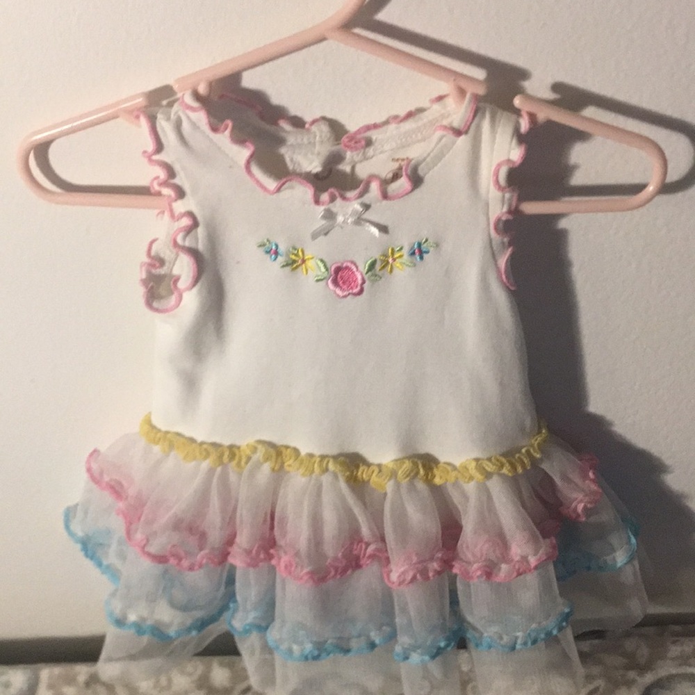 Tri-Color Floral Nb-3m Dress w Onesie!! (See both)